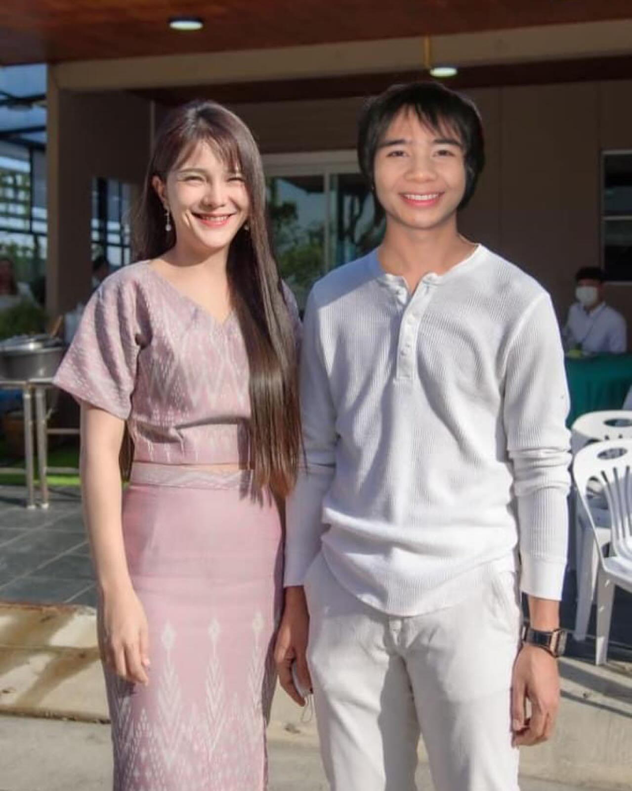 เบล - ขนิษฐา เบ้าหล่อเพชร