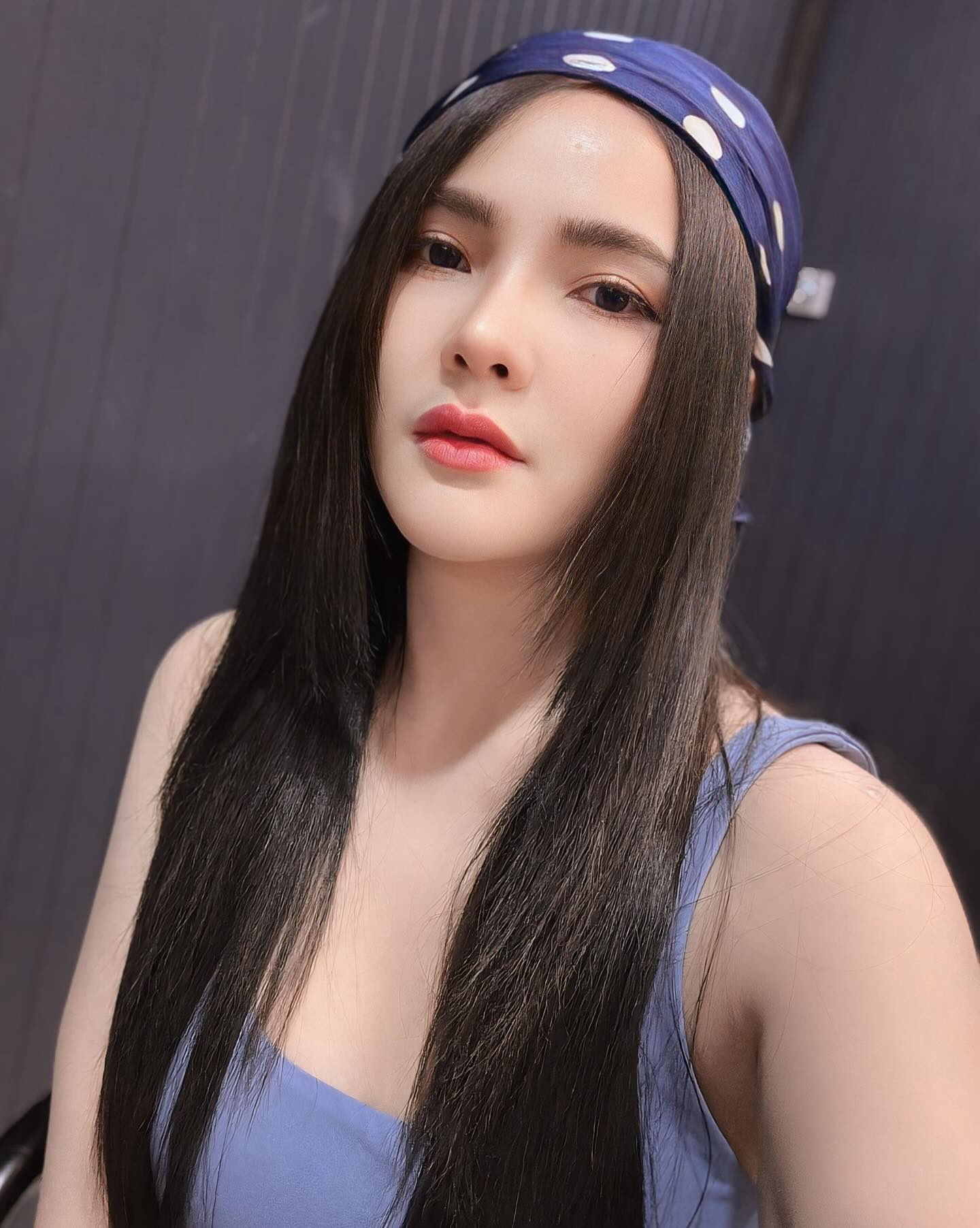 เบล - ขนิษฐา เบ้าหล่อเพชร