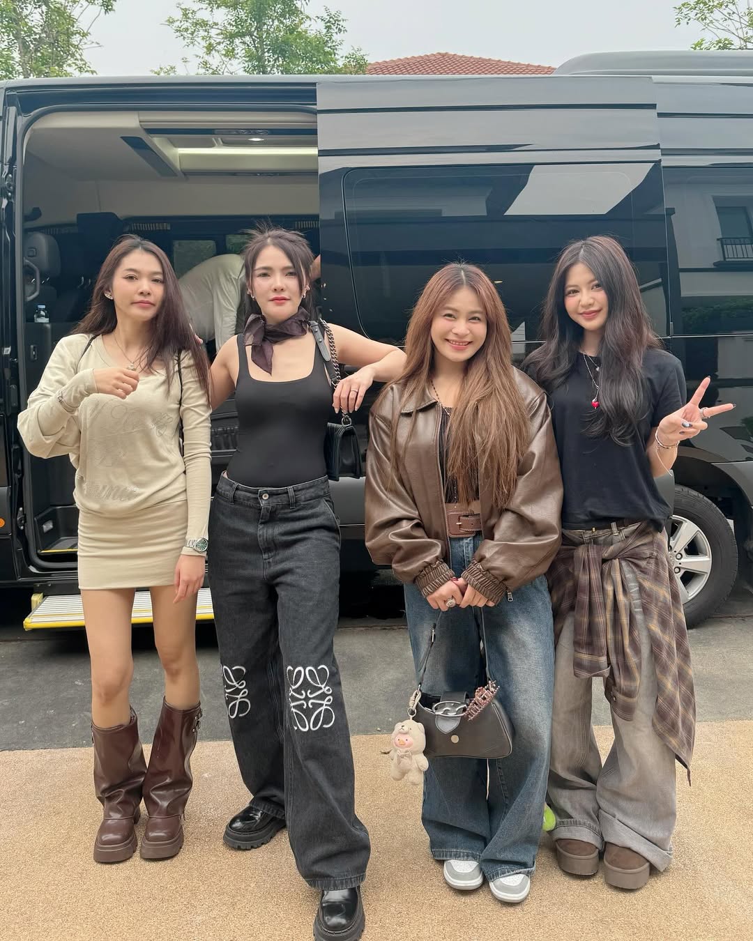 เบล - ขนิษฐา เบ้าหล่อเพชร