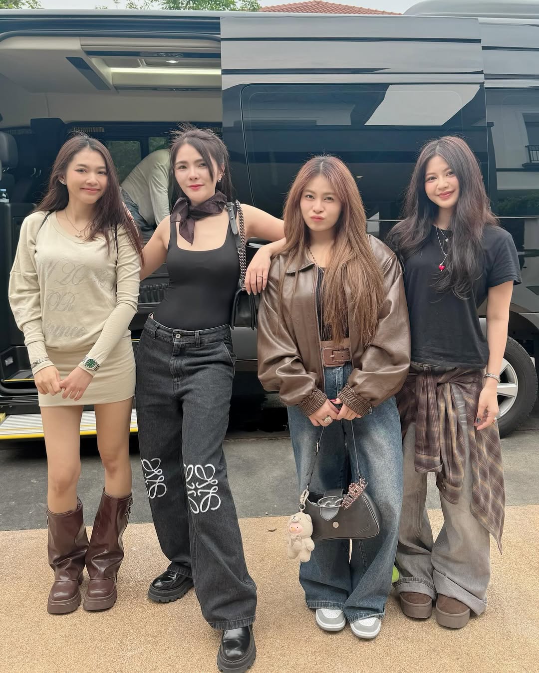 เบล - ขนิษฐา เบ้าหล่อเพชร