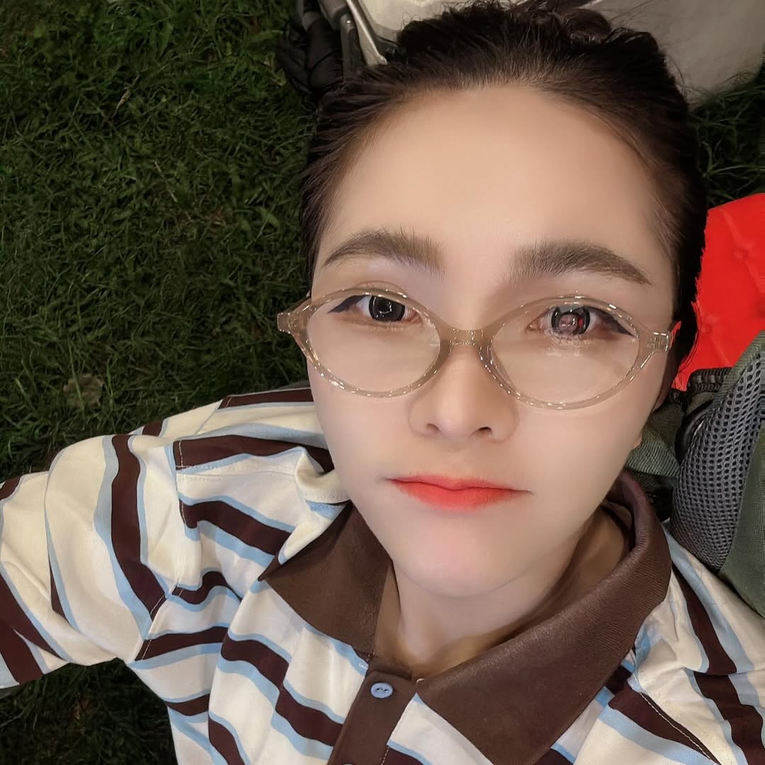 เบล - ขนิษฐา เบ้าหล่อเพชร