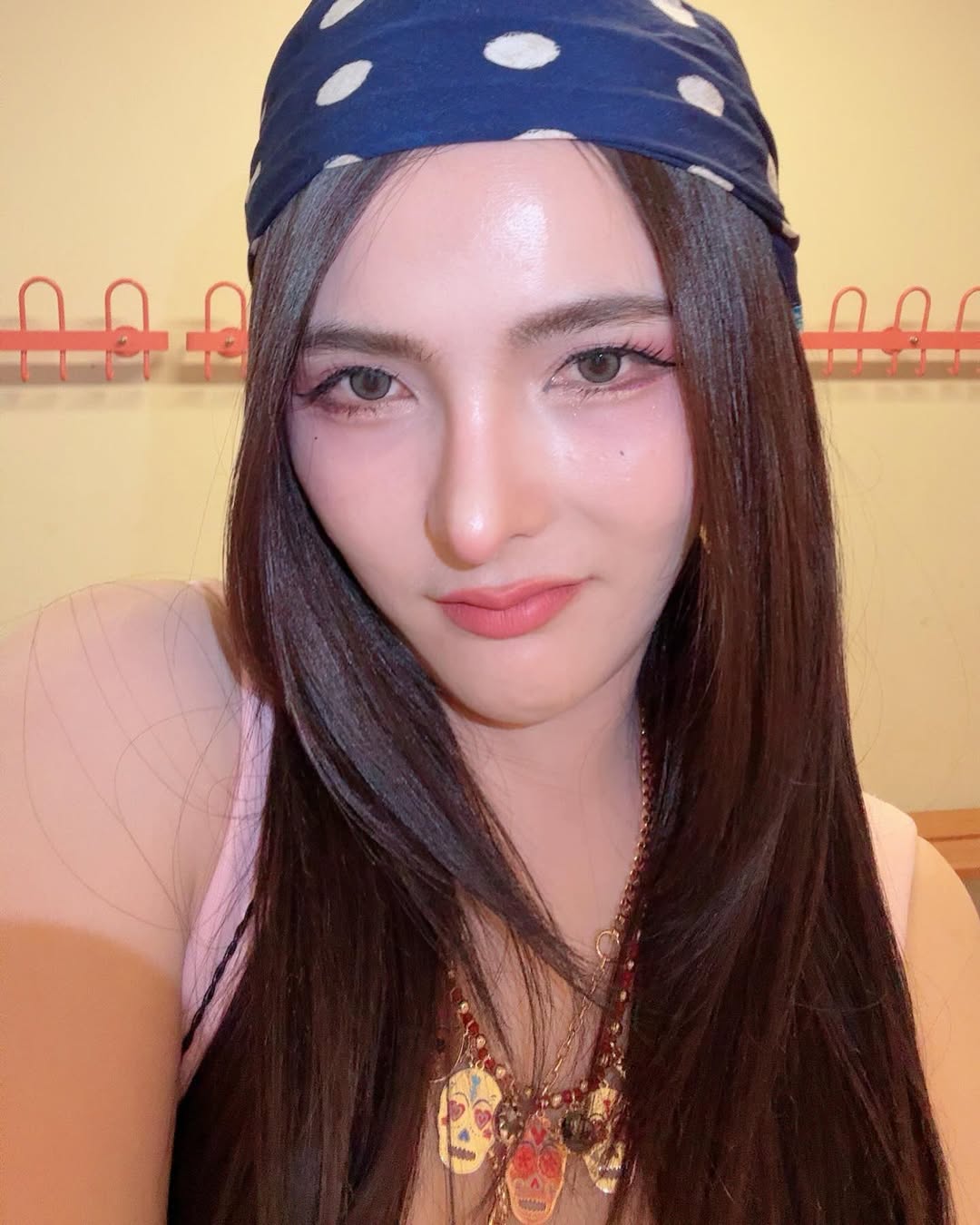 เบล - ขนิษฐา เบ้าหล่อเพชร