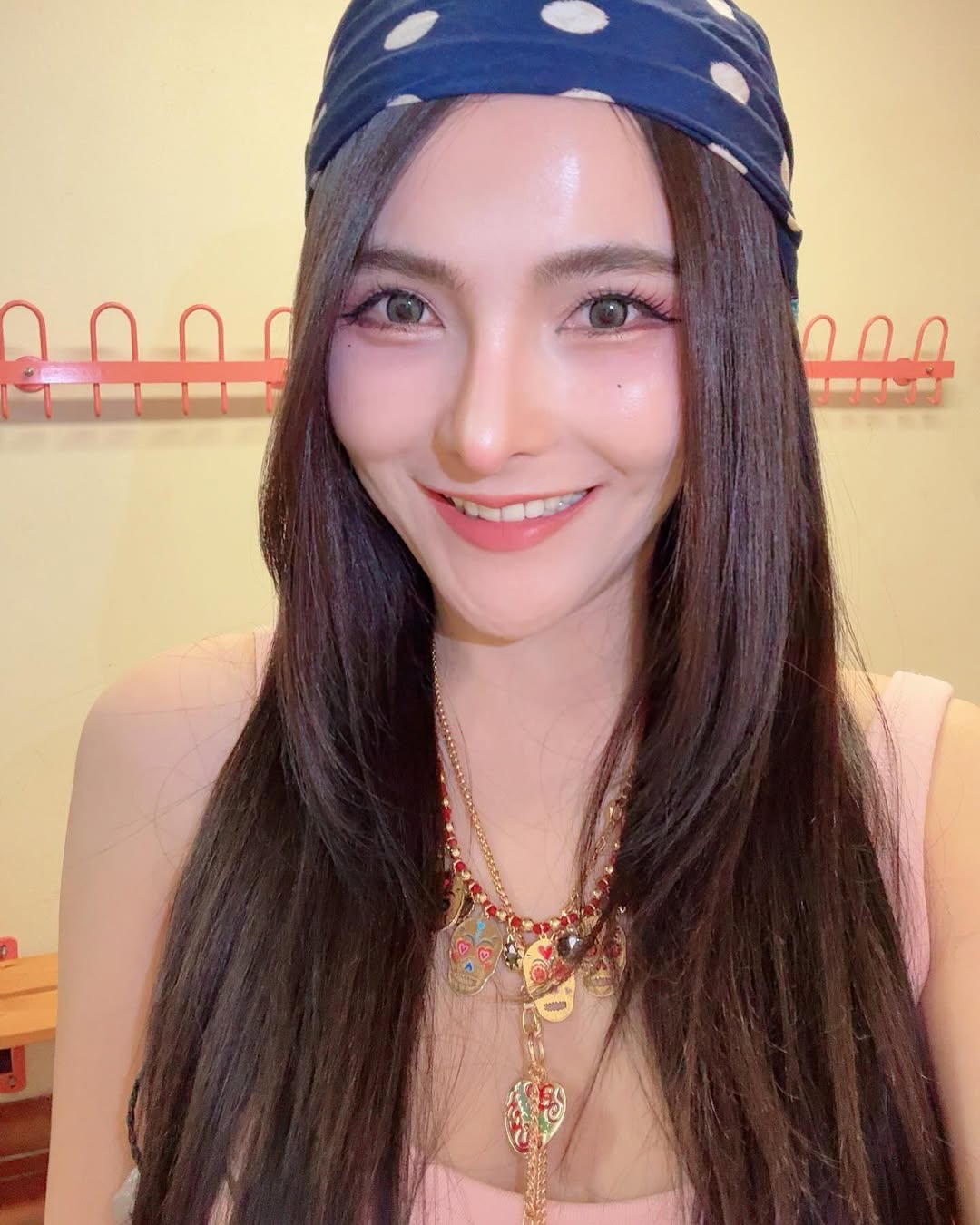 เบล - ขนิษฐา เบ้าหล่อเพชร