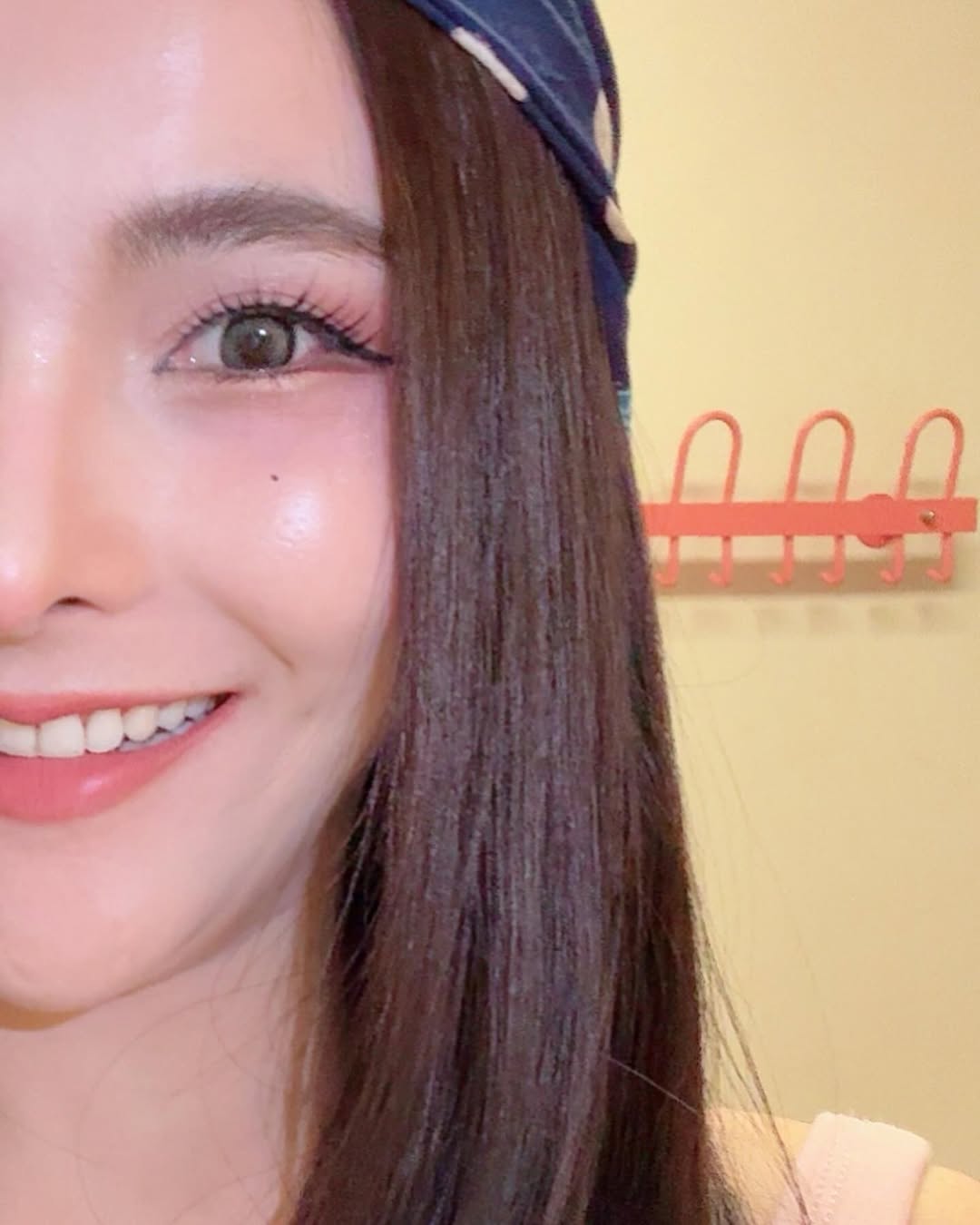 เบล - ขนิษฐา เบ้าหล่อเพชร