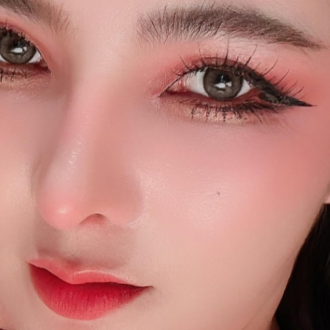 เบล - ขนิษฐา เบ้าหล่อเพชร