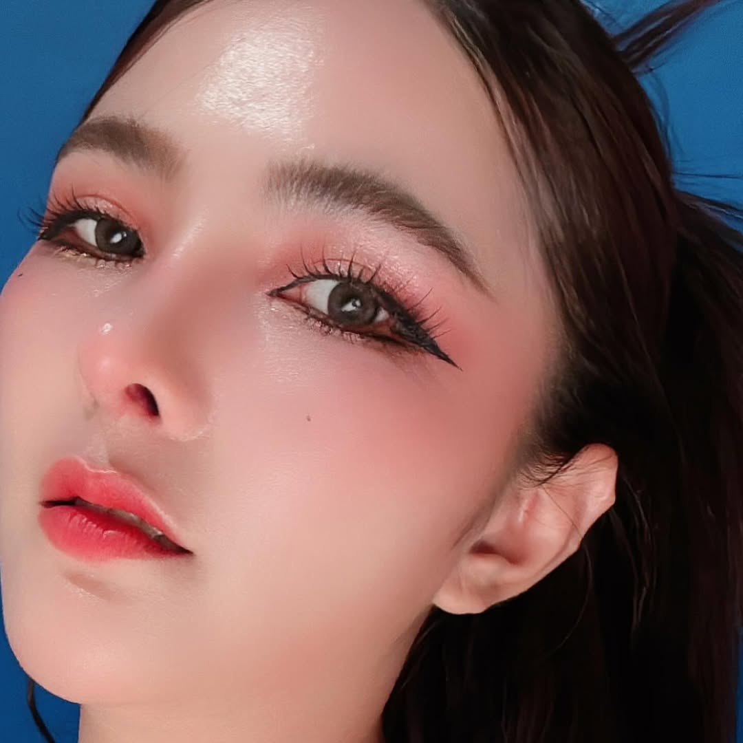 เบล - ขนิษฐา เบ้าหล่อเพชร