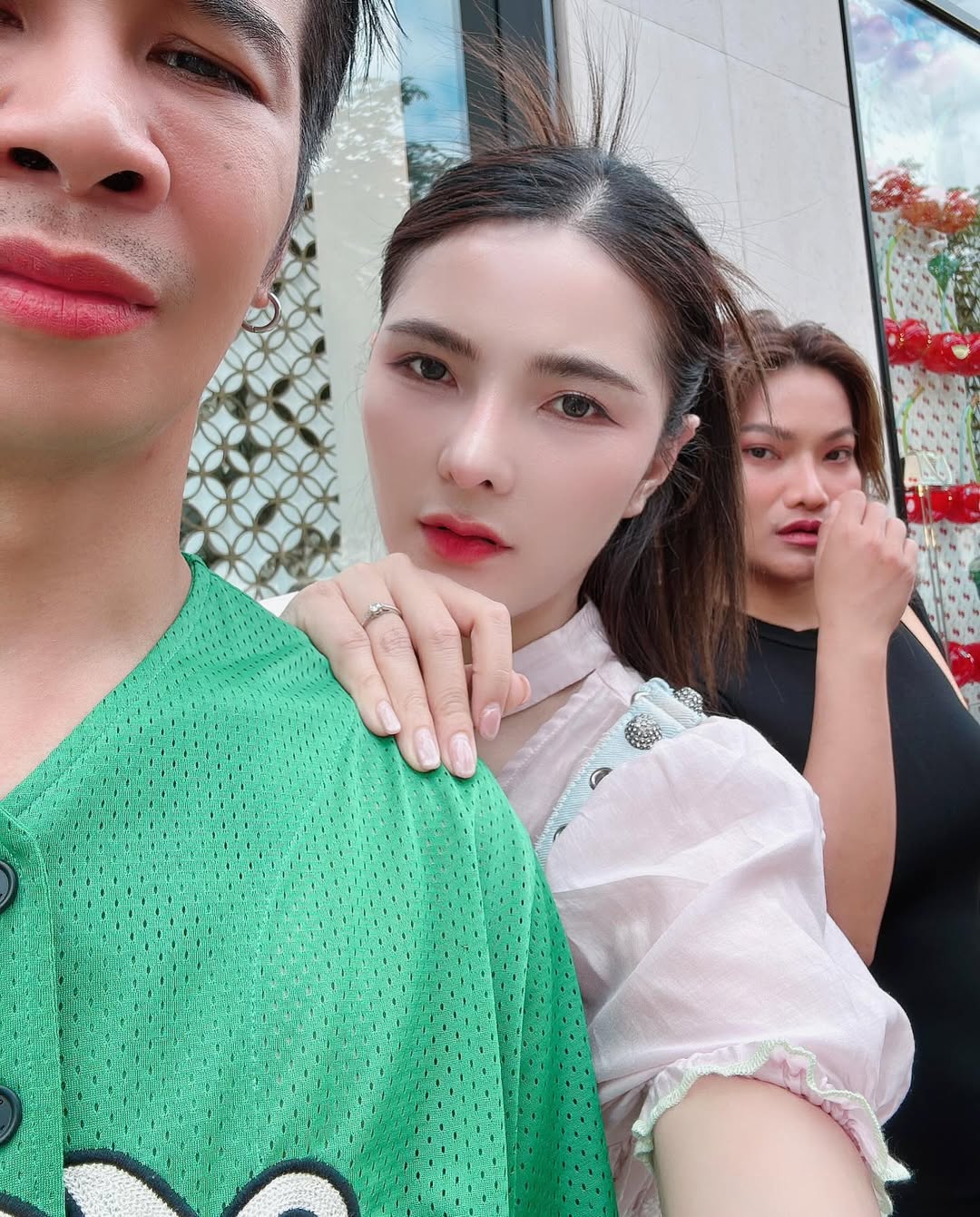 เบล - ขนิษฐา เบ้าหล่อเพชร