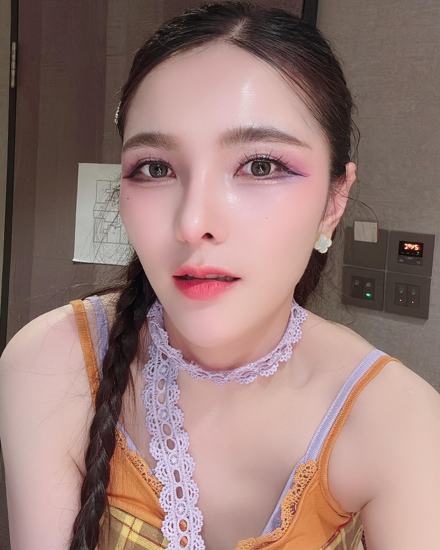 เบล - ขนิษฐา เบ้าหล่อเพชร