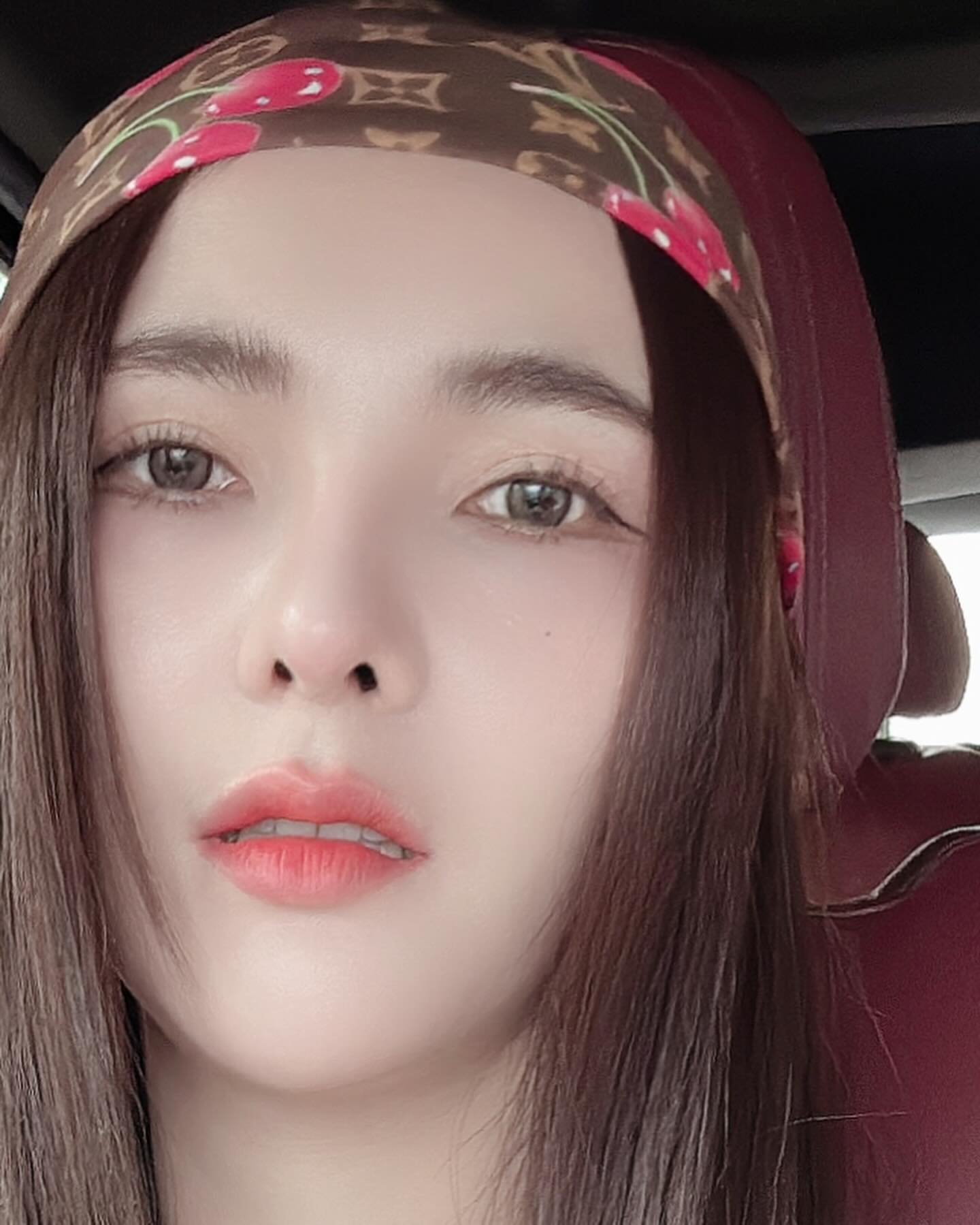 เบล - ขนิษฐา เบ้าหล่อเพชร