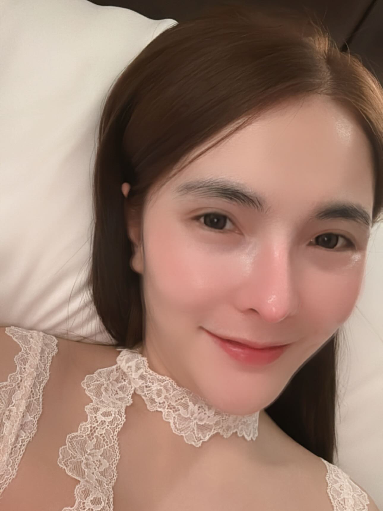 เบล - ขนิษฐา เบ้าหล่อเพชร
