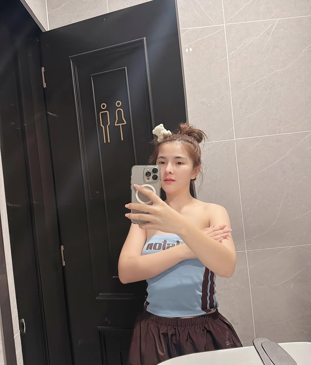 เบล - ขนิษฐา เบ้าหล่อเพชร