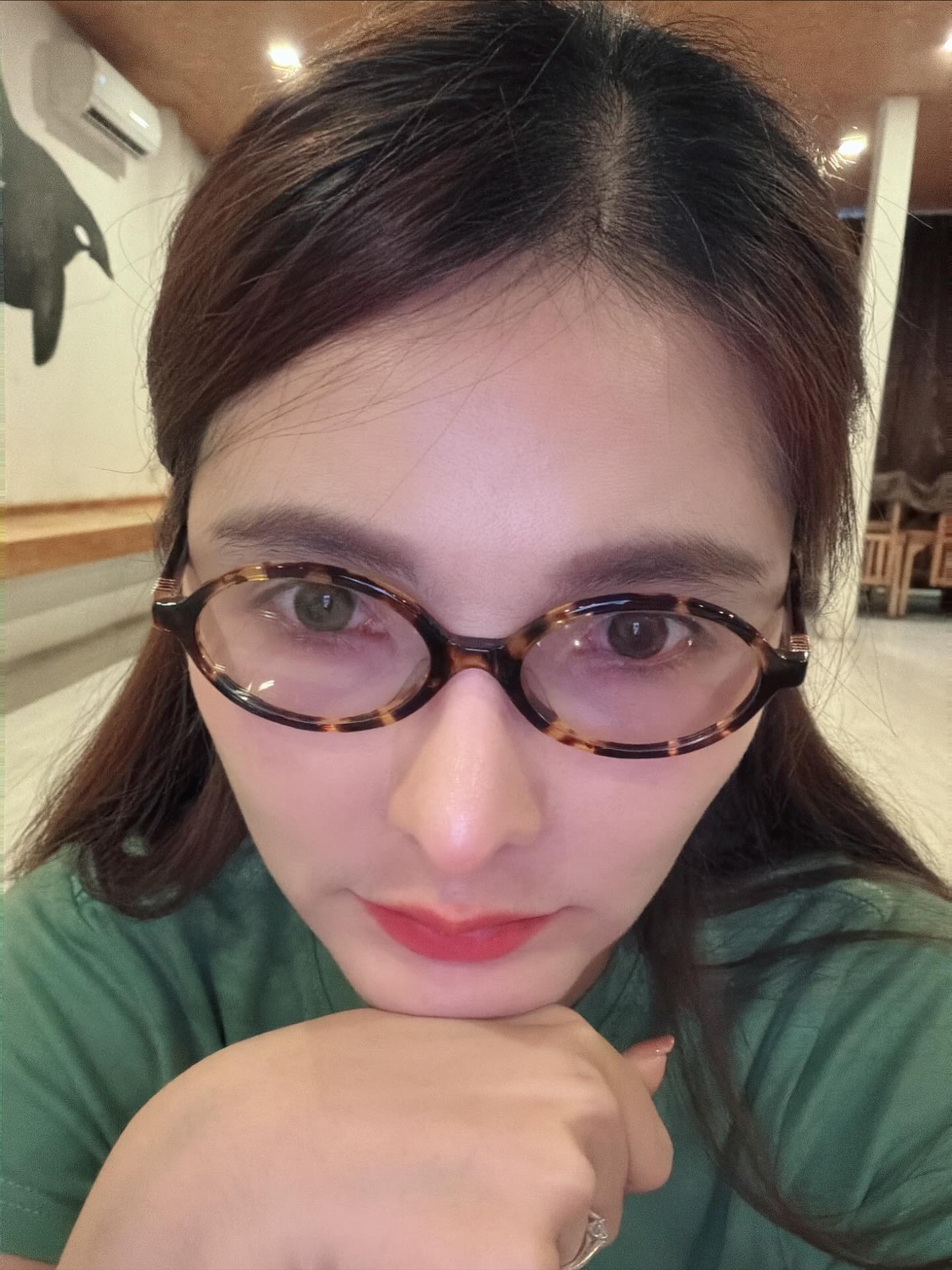 เบล - ขนิษฐา เบ้าหล่อเพชร