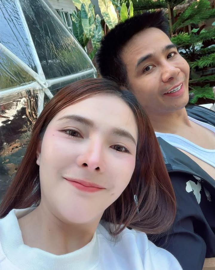 เบล - ขนิษฐา เบ้าหล่อเพชร