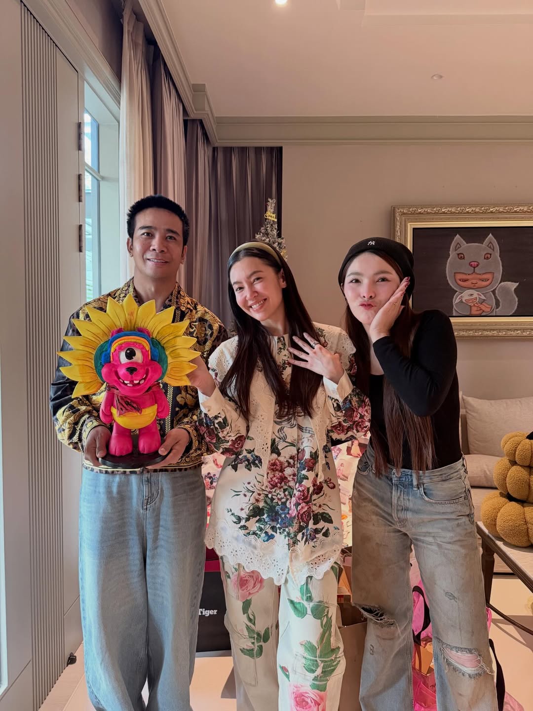 เบล - ขนิษฐา เบ้าหล่อเพชร