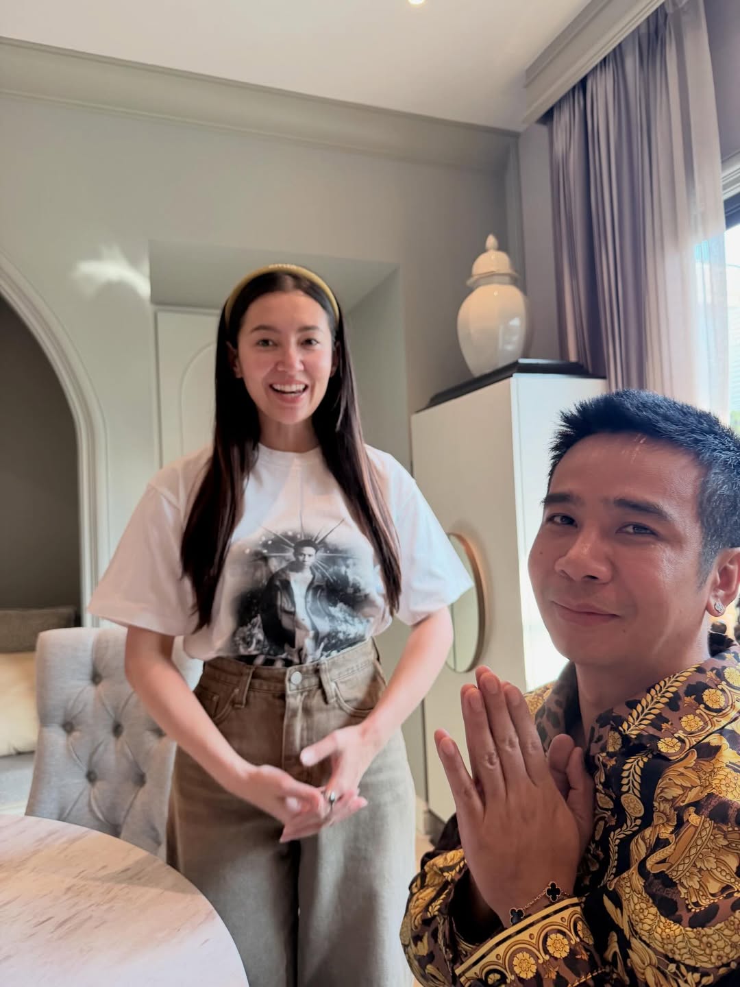 เบล - ขนิษฐา เบ้าหล่อเพชร