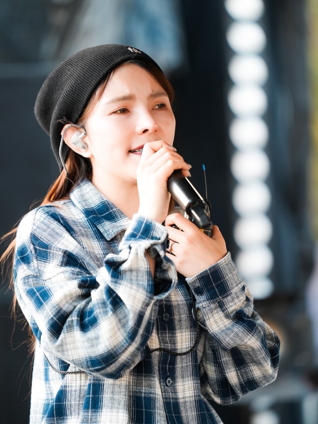 เบล - ขนิษฐา เบ้าหล่อเพชร