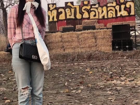 เบล - ขนิษฐา เบ้าหล่อเพชร