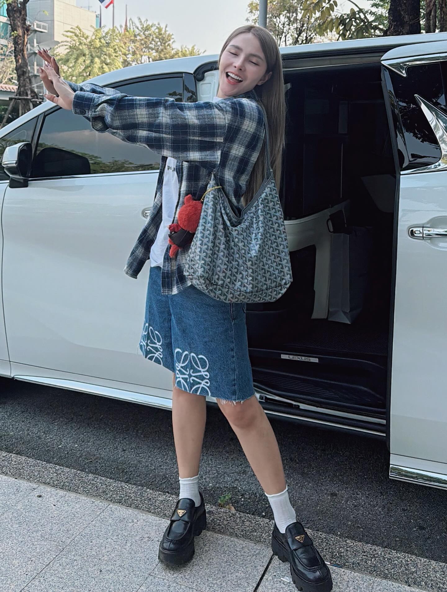 เบล - ขนิษฐา เบ้าหล่อเพชร