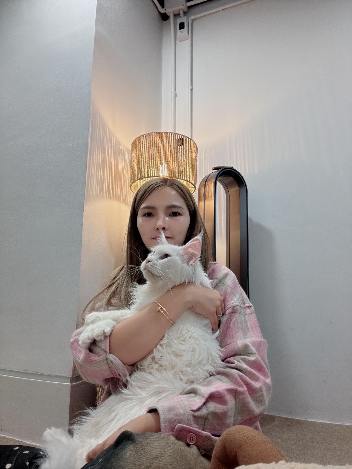 เบล - ขนิษฐา เบ้าหล่อเพชร