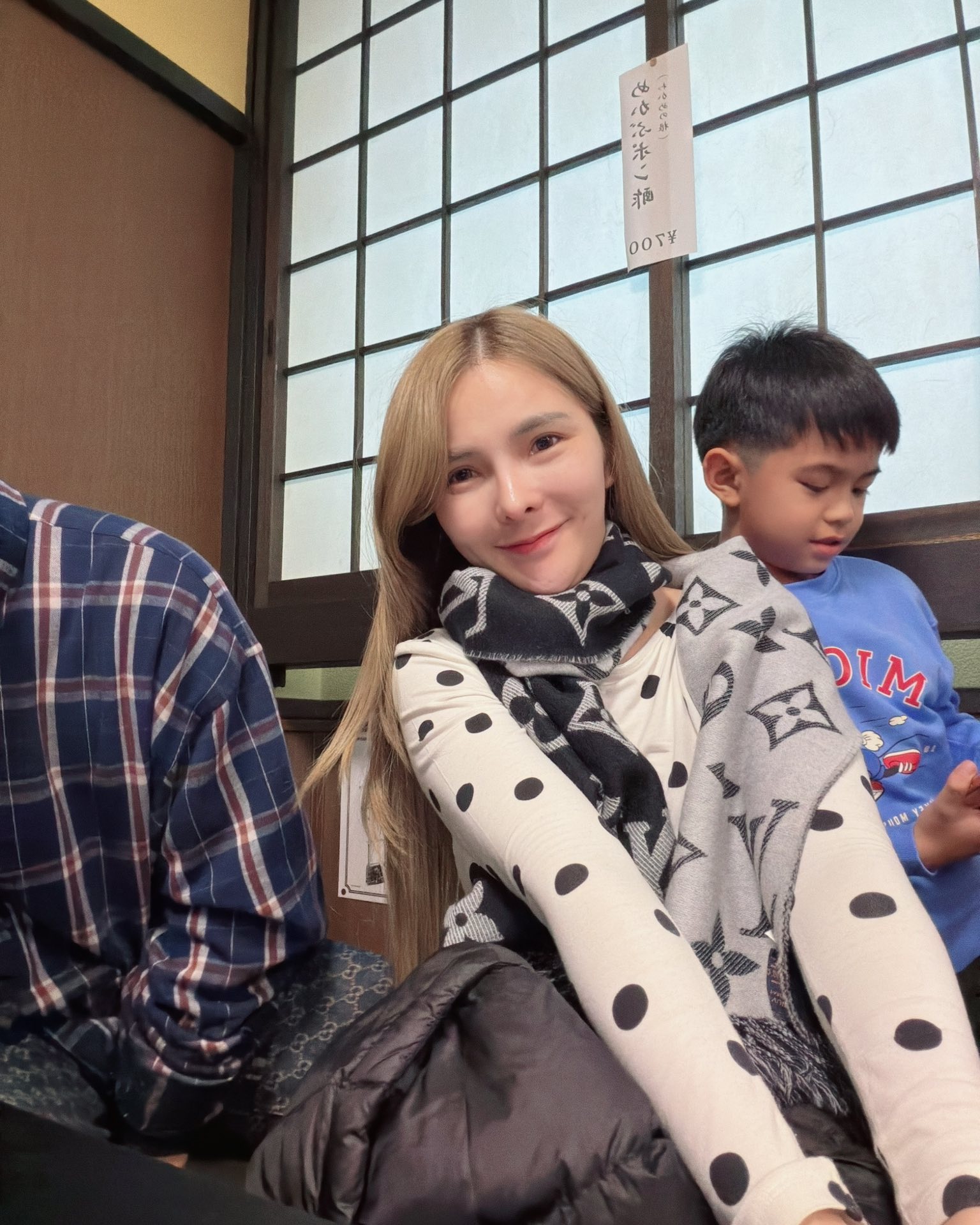 เบล - ขนิษฐา เบ้าหล่อเพชร