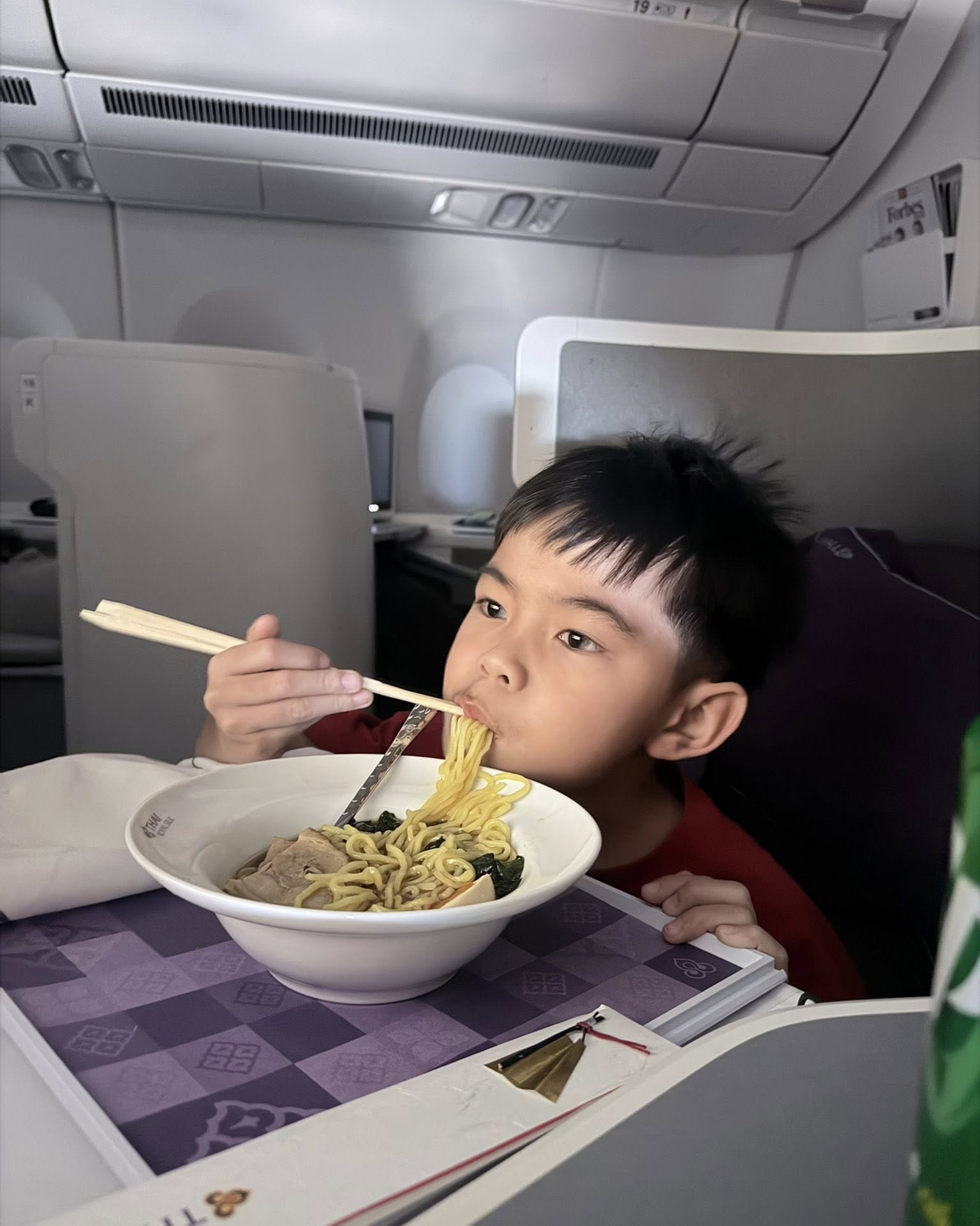 เบล - ขนิษฐา เบ้าหล่อเพชร