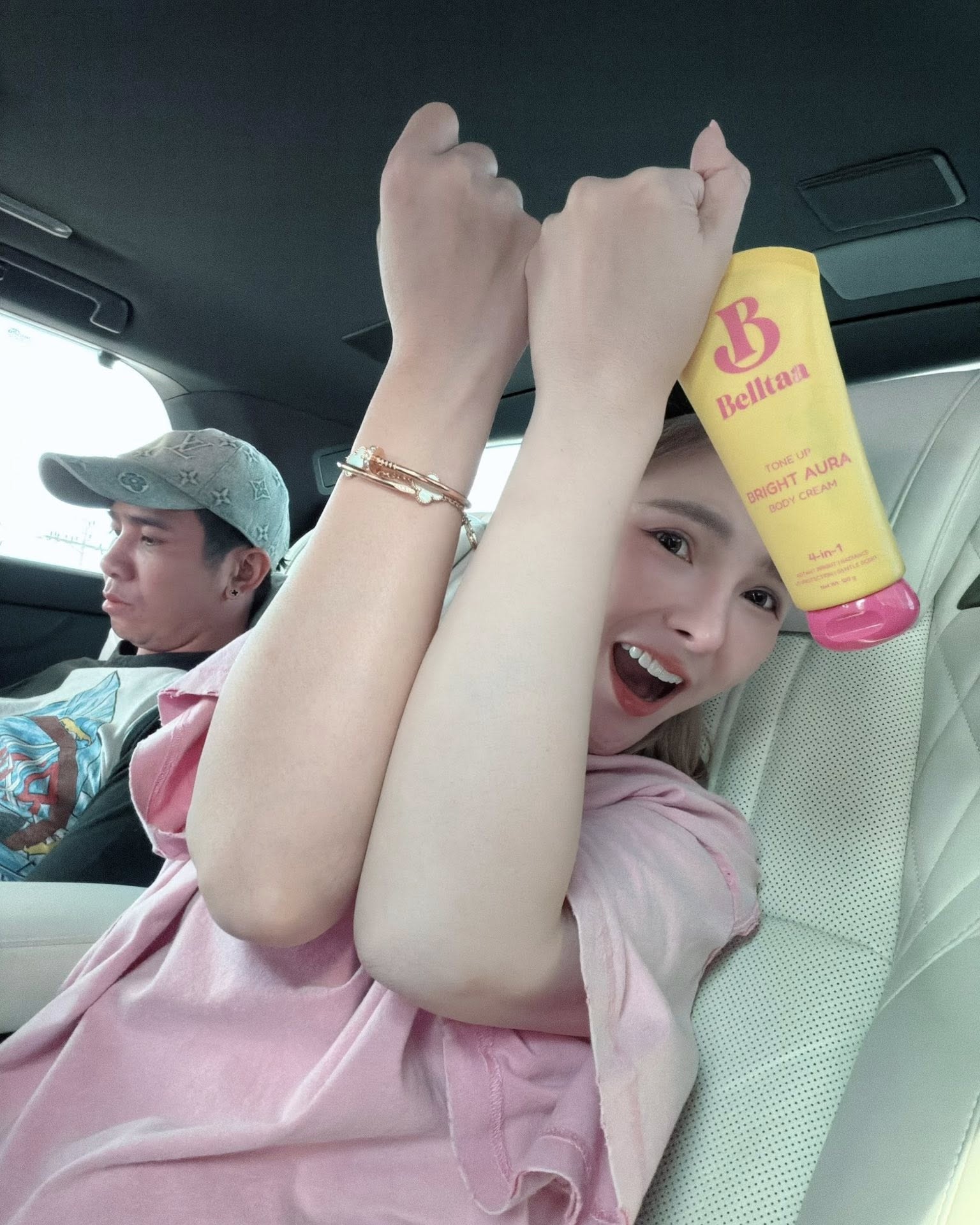 เบล - ขนิษฐา เบ้าหล่อเพชร