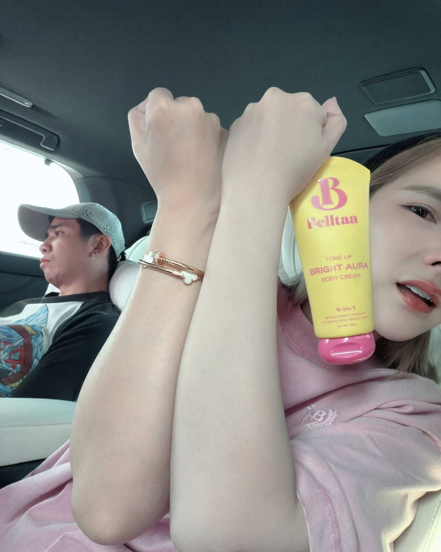 เบล - ขนิษฐา เบ้าหล่อเพชร