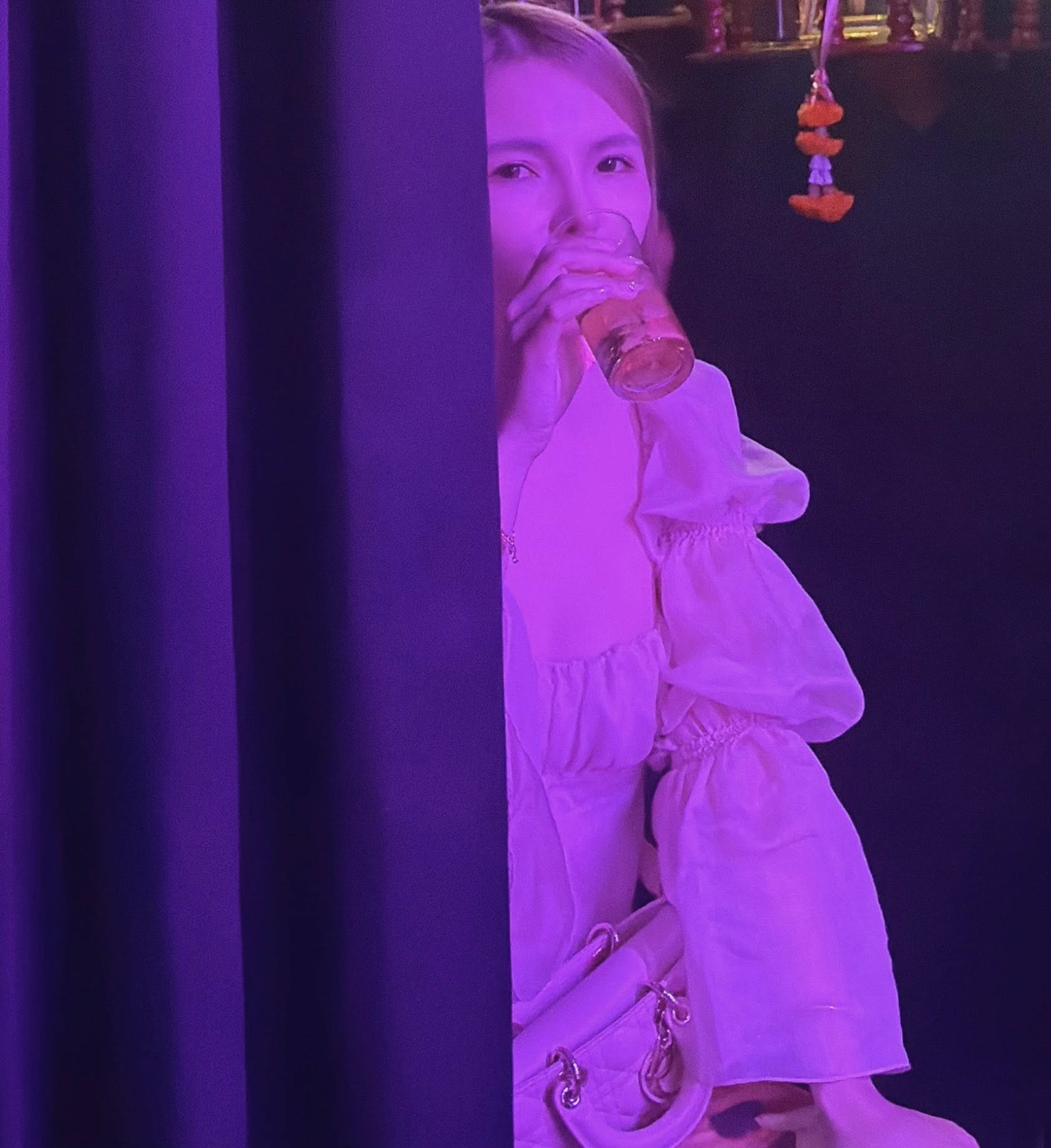 เบล - ขนิษฐา เบ้าหล่อเพชร