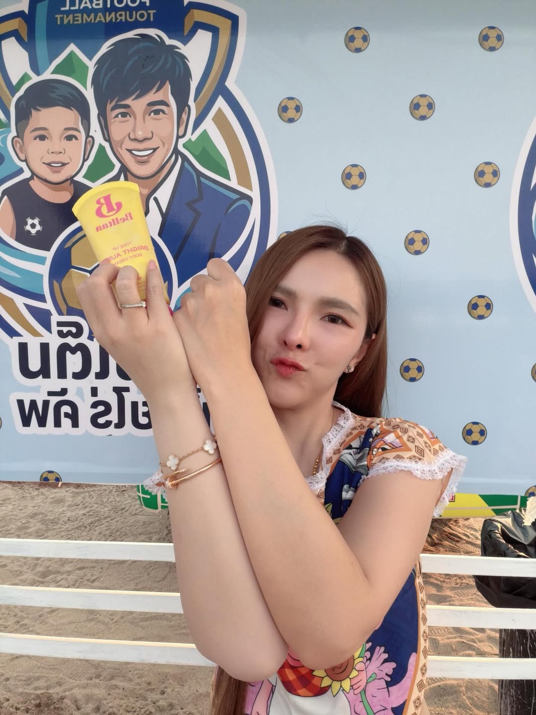 เบล - ขนิษฐา เบ้าหล่อเพชร