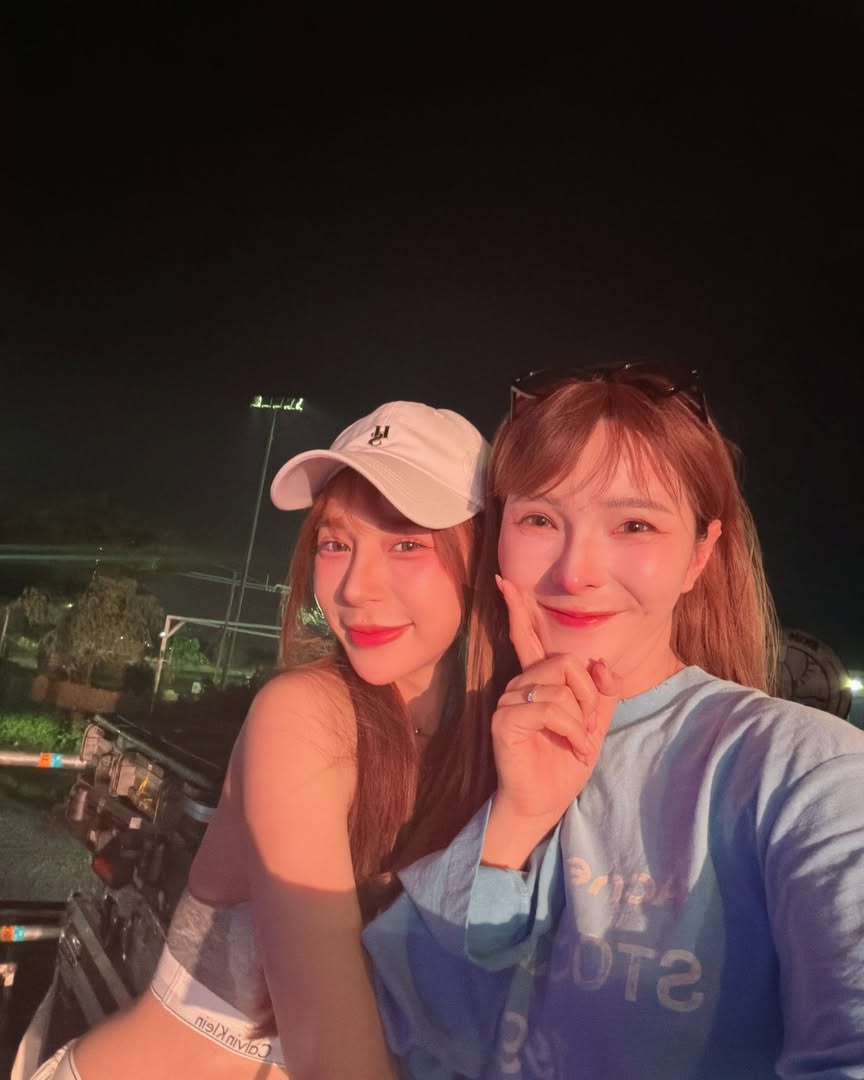 เบล - ขนิษฐา เบ้าหล่อเพชร