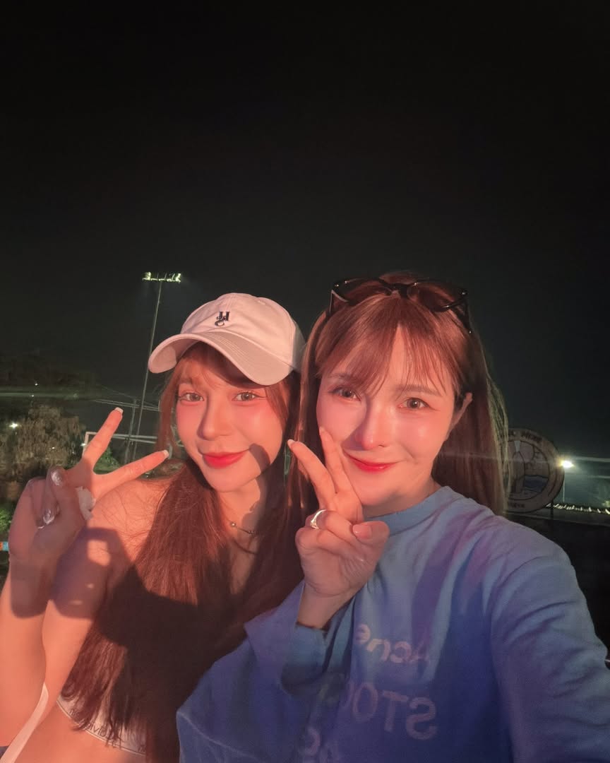 เบล - ขนิษฐา เบ้าหล่อเพชร