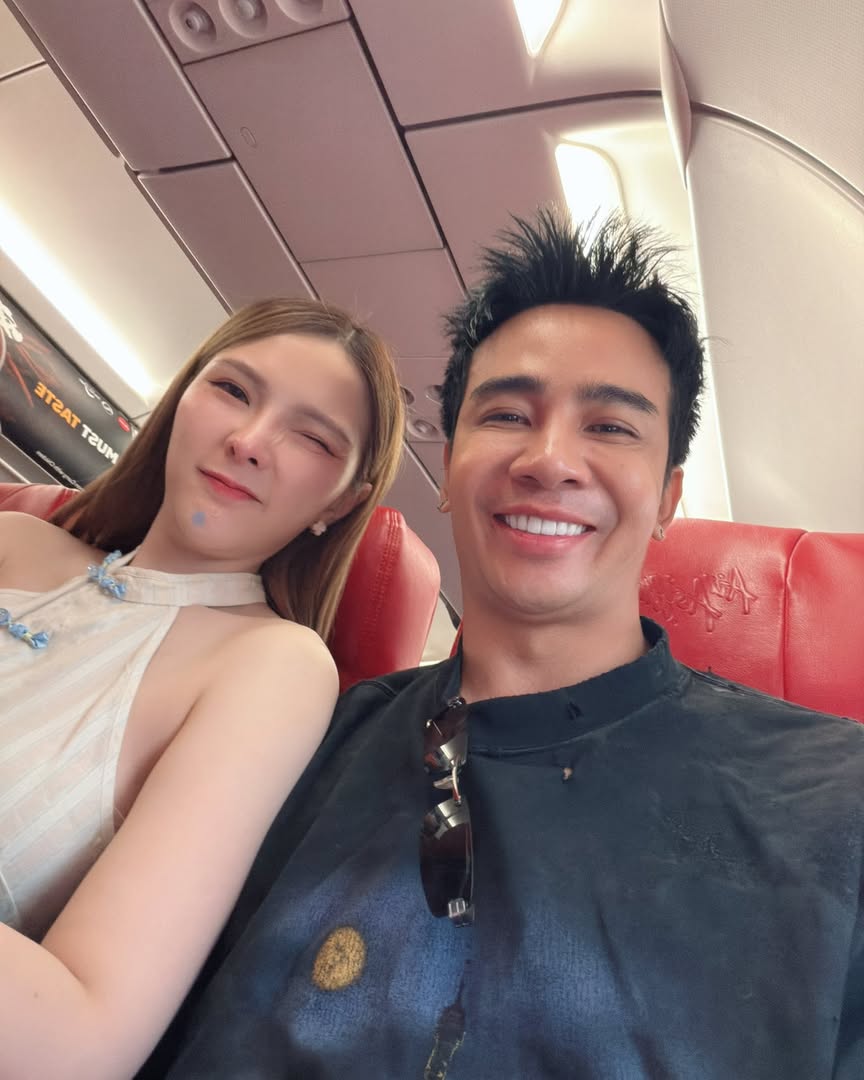 เบล - ขนิษฐา เบ้าหล่อเพชร