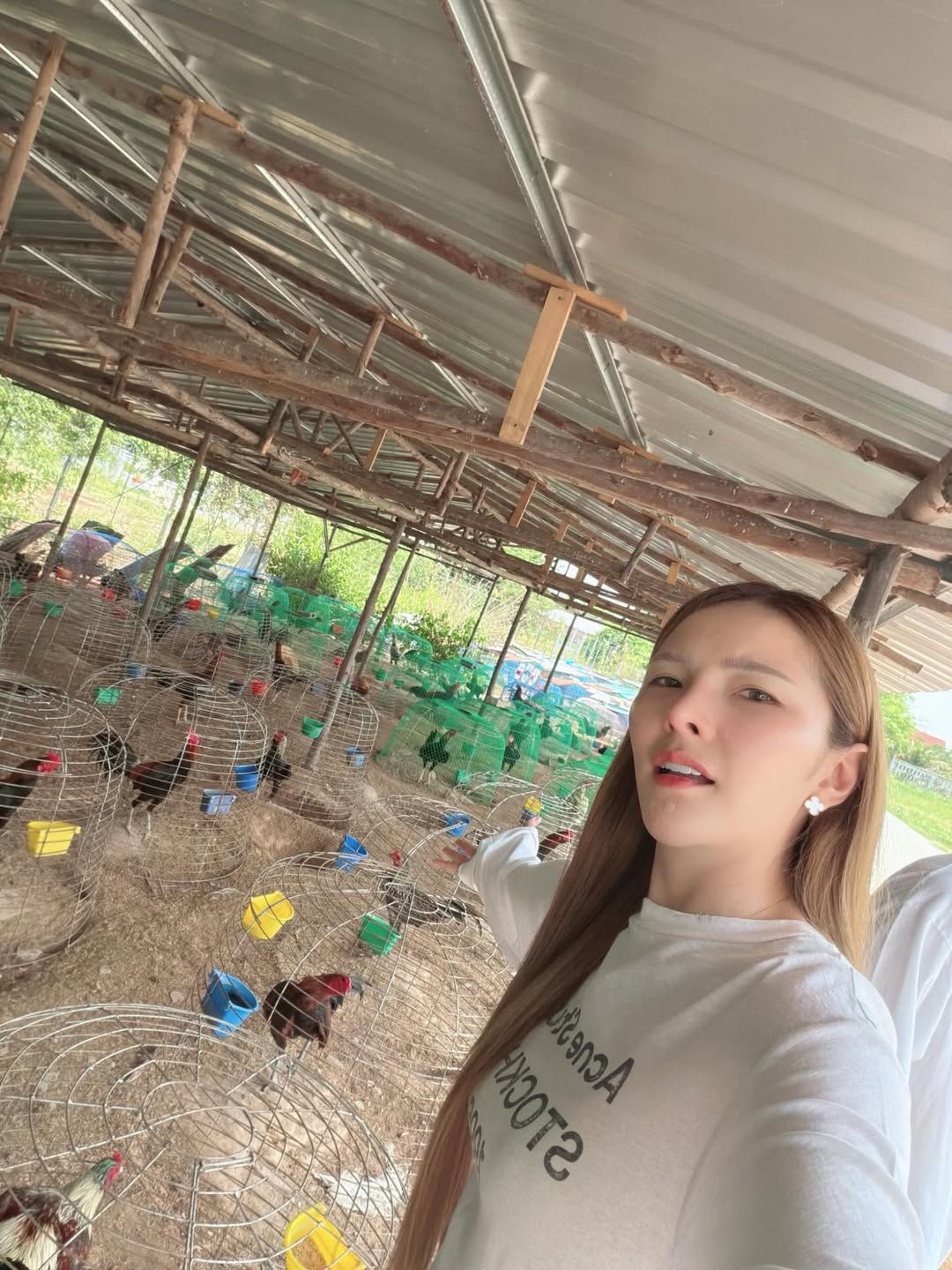 เบล - ขนิษฐา เบ้าหล่อเพชร
