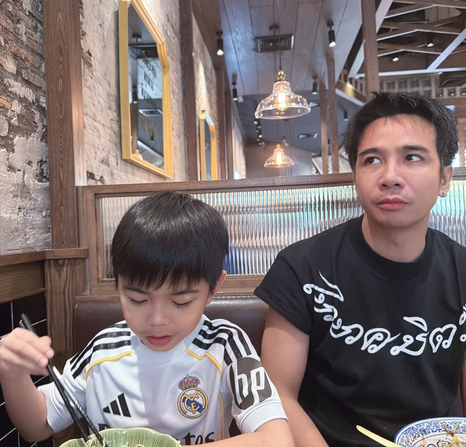 เบล - ขนิษฐา เบ้าหล่อเพชร