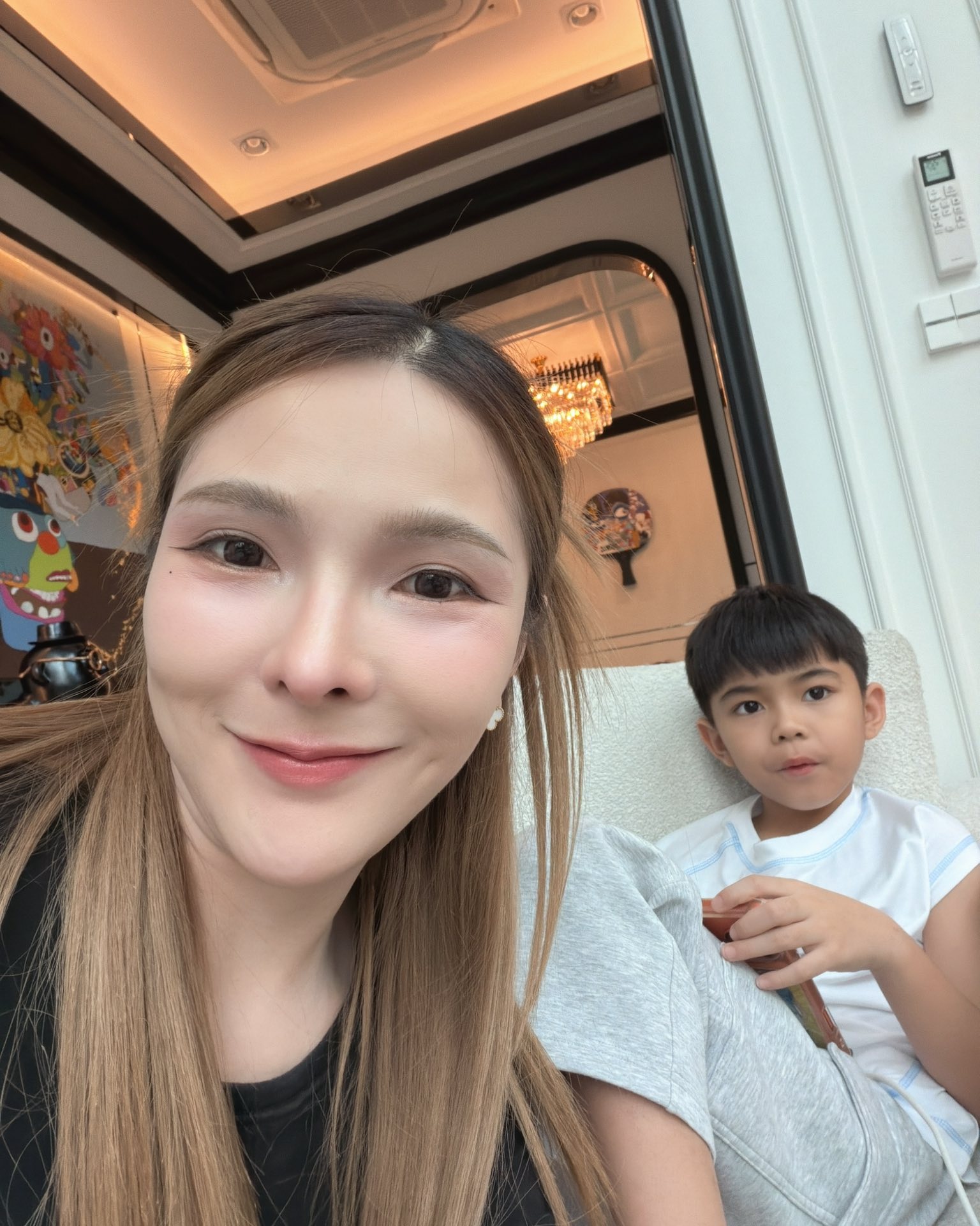 เบล - ขนิษฐา เบ้าหล่อเพชร