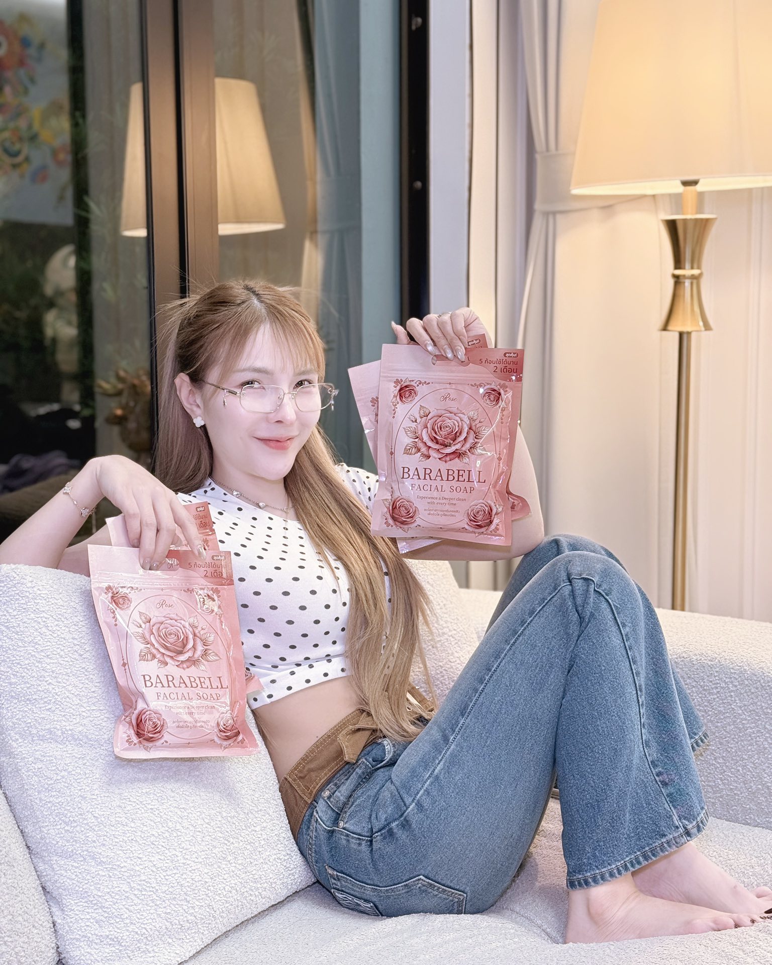 เบล - ขนิษฐา เบ้าหล่อเพชร