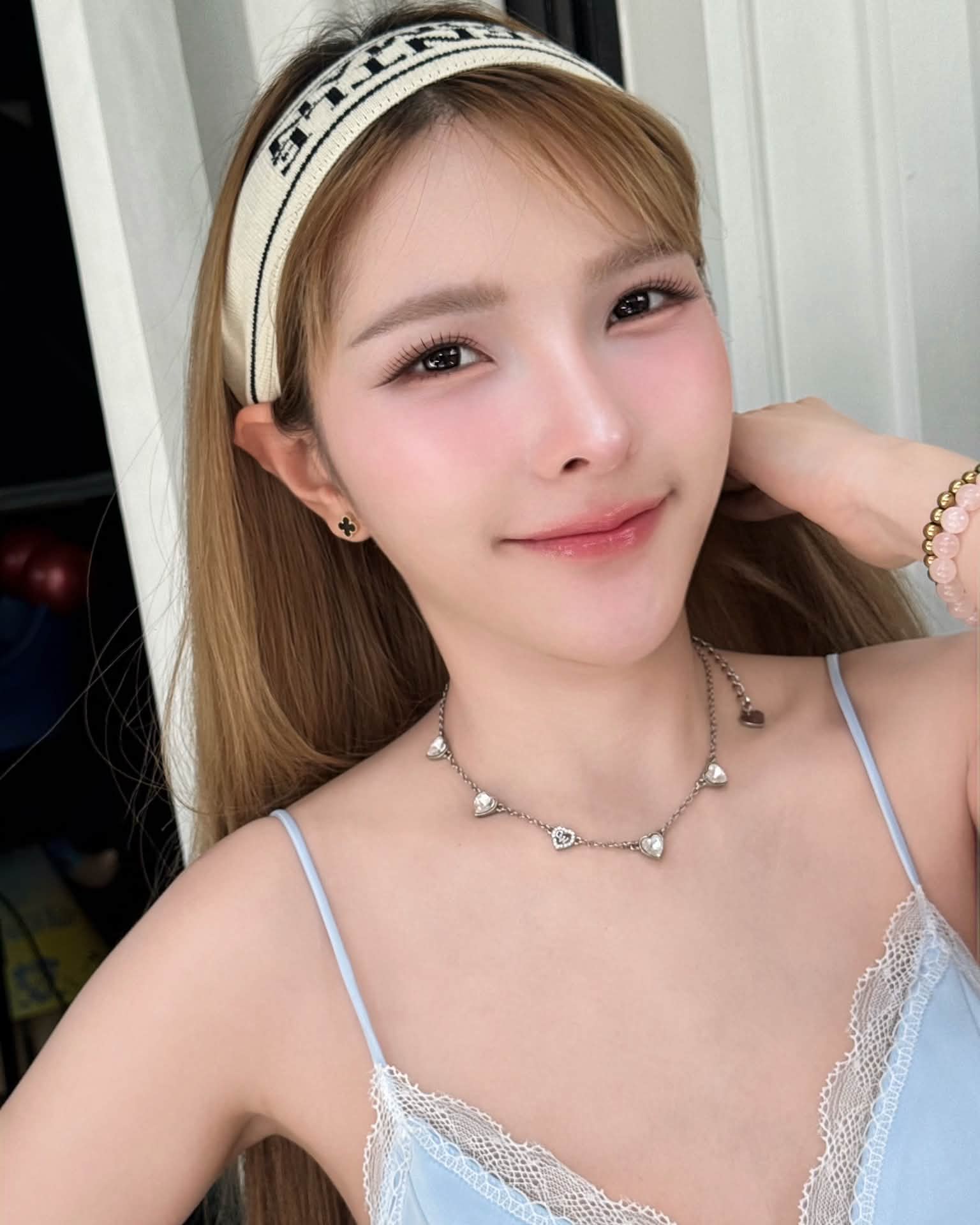 เบล - ขนิษฐา เบ้าหล่อเพชร