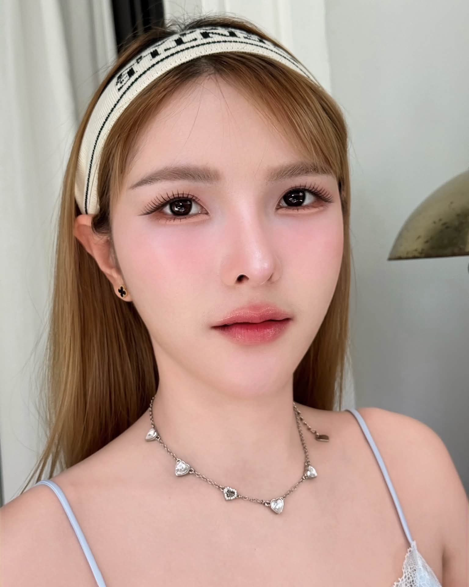 เบล - ขนิษฐา เบ้าหล่อเพชร