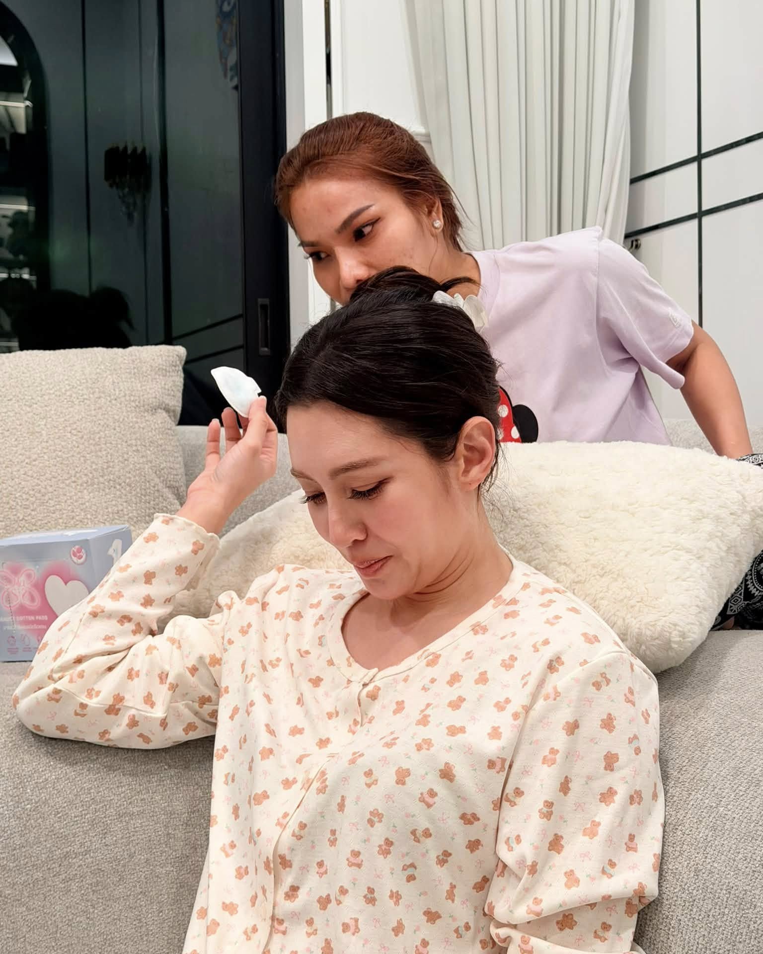 เบล - ขนิษฐา เบ้าหล่อเพชร