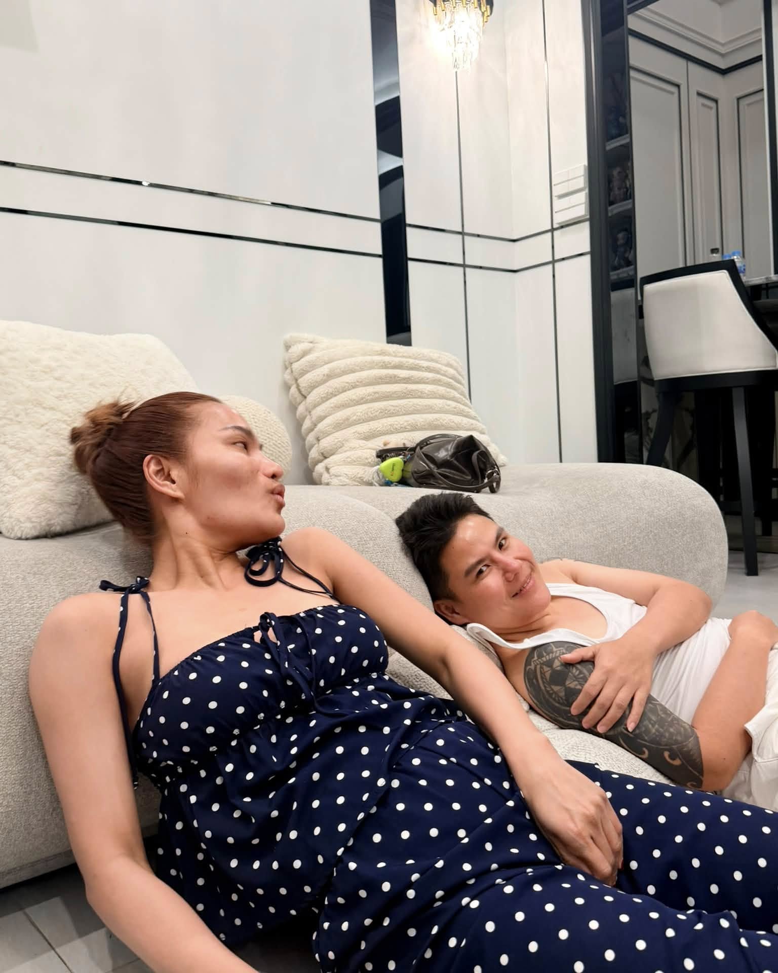 เบล - ขนิษฐา เบ้าหล่อเพชร