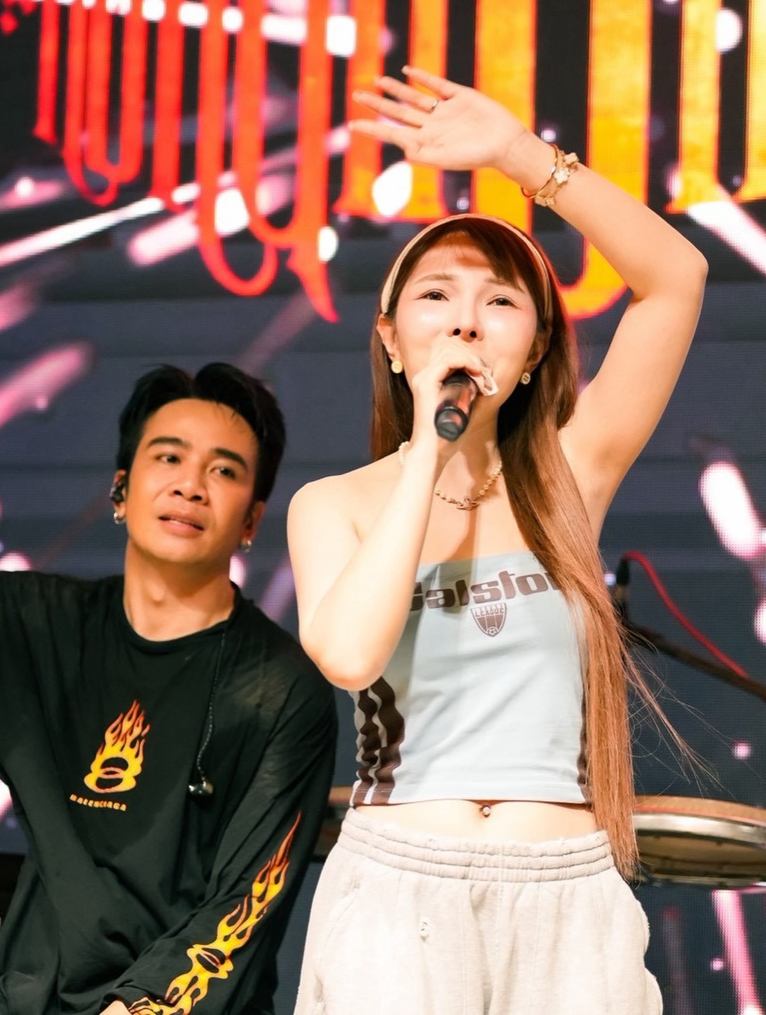 เบล - ขนิษฐา เบ้าหล่อเพชร