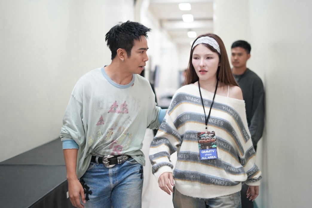 เบล - ขนิษฐา เบ้าหล่อเพชร