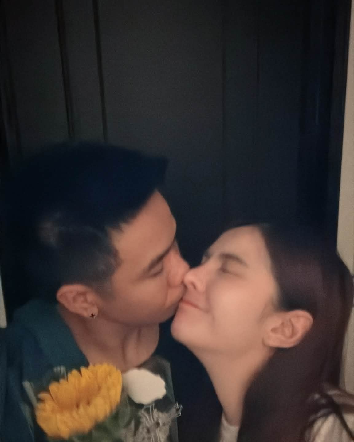 เบล - ขนิษฐา เบ้าหล่อเพชร