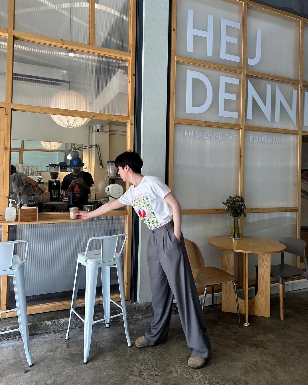 โอ๊ต - ธาราธร พุ่มโพธิงาม