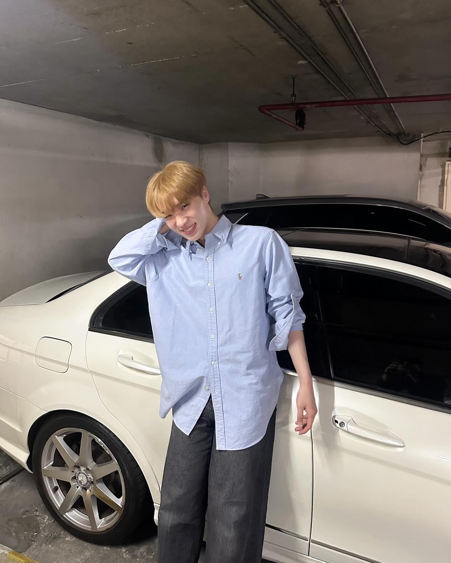 โอ๊ต - ธาราธร พุ่มโพธิงาม