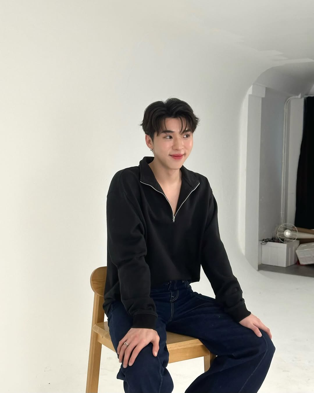 โอ๊ต - ธาราธร พุ่มโพธิงาม