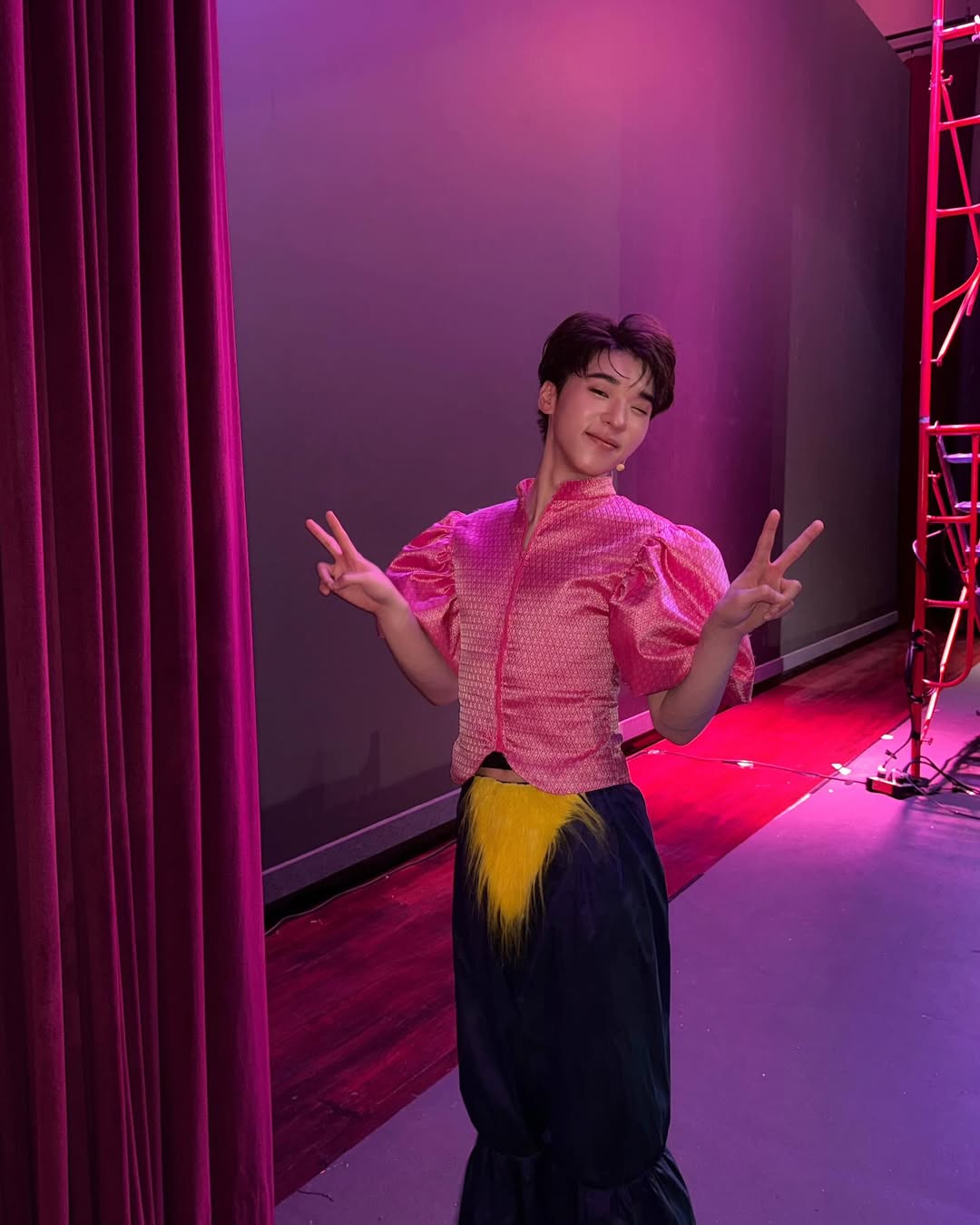 โอ๊ต - ธาราธร พุ่มโพธิงาม