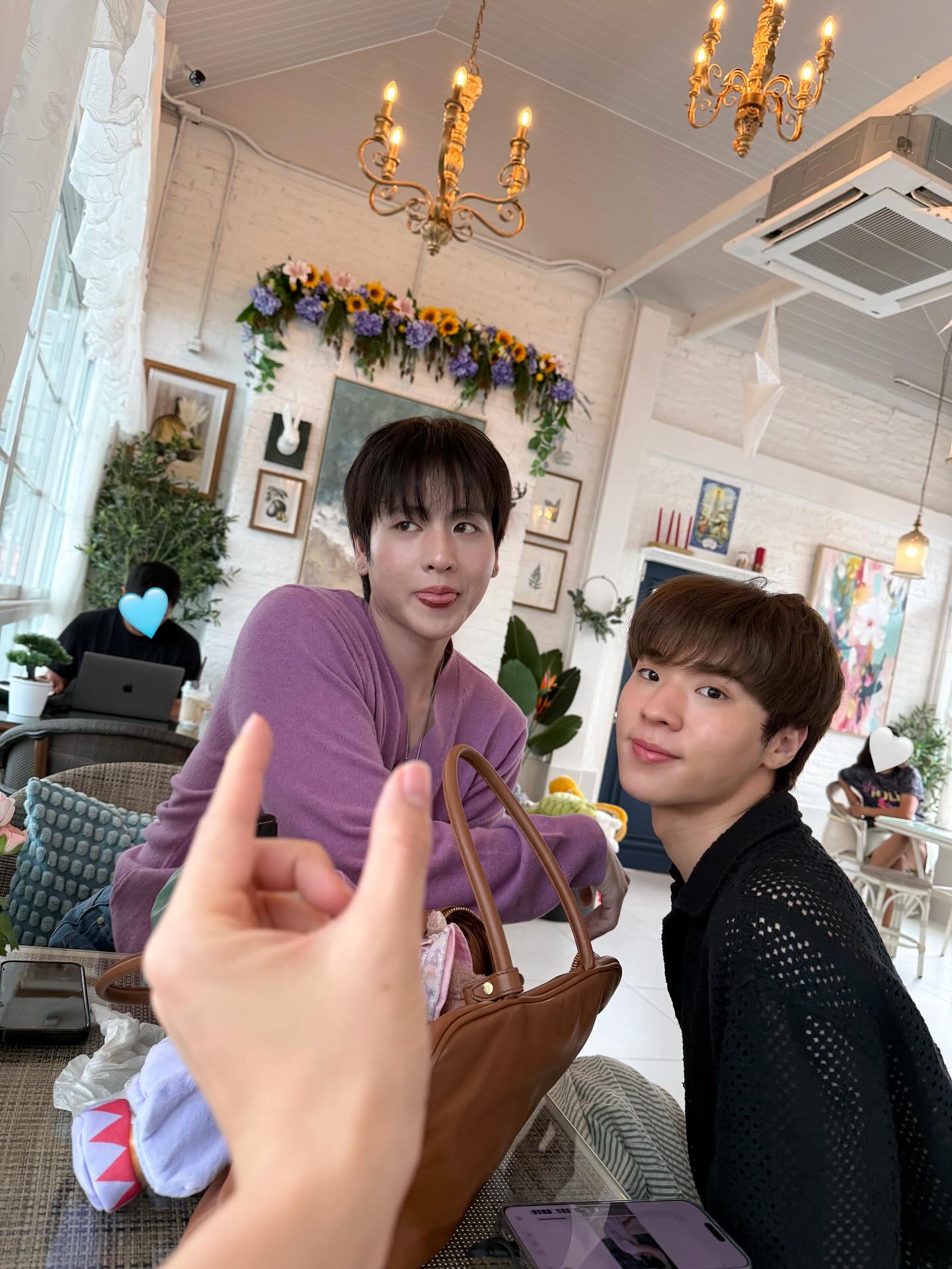 โอ๊ต - ธาราธร พุ่มโพธิงาม