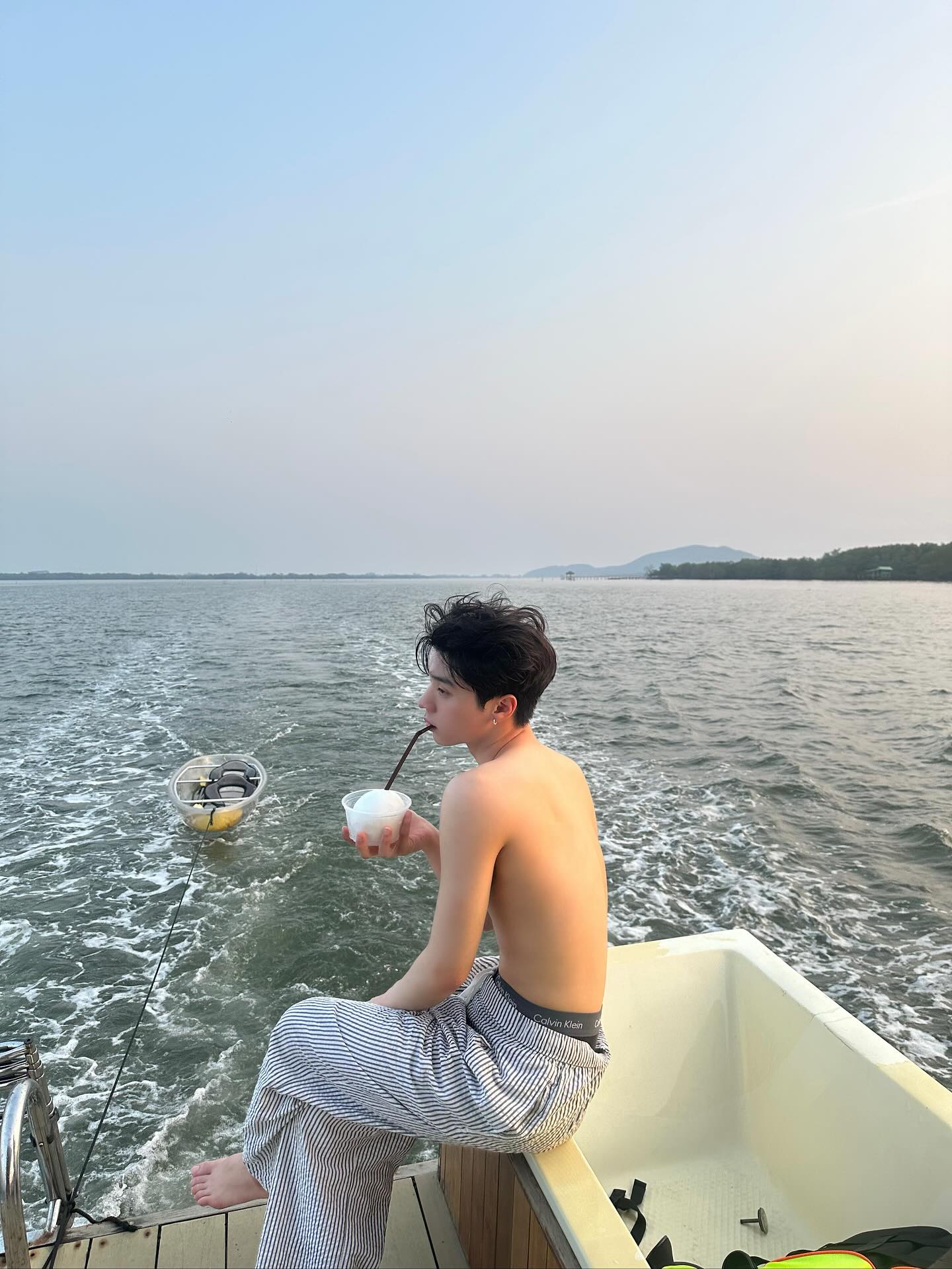 โอ๊ต - ธาราธร พุ่มโพธิงาม