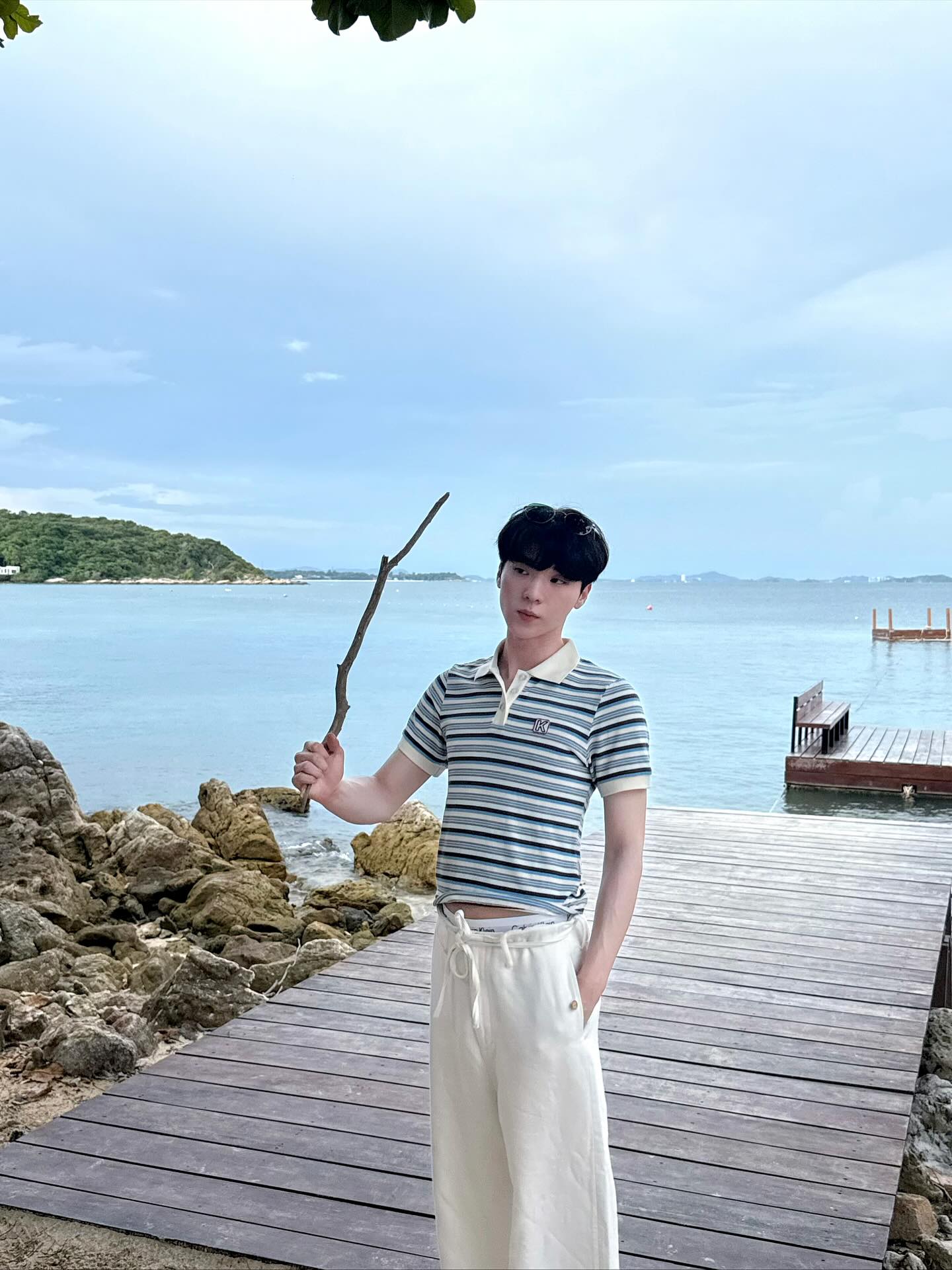 โอ๊ต - ธาราธร พุ่มโพธิงาม